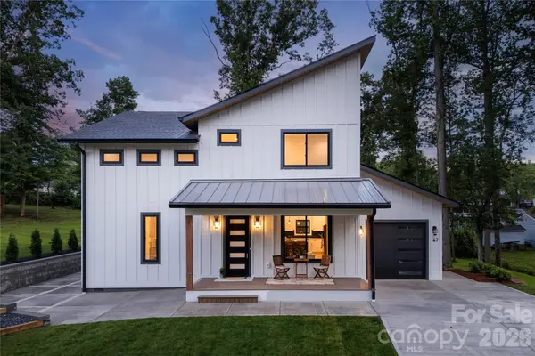 47 Scott Meadows DR, Asheville, NC 28806