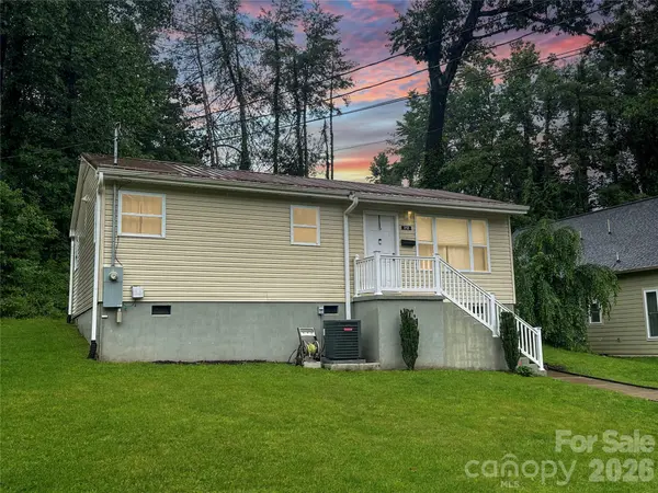 212 Maple AVE, Marion, NC 28752