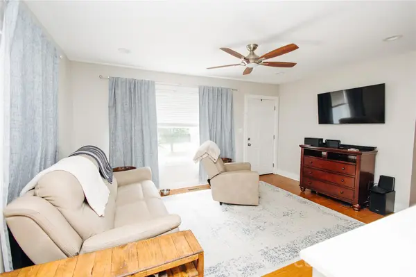 212 Maple AVE, Marion, NC 28752