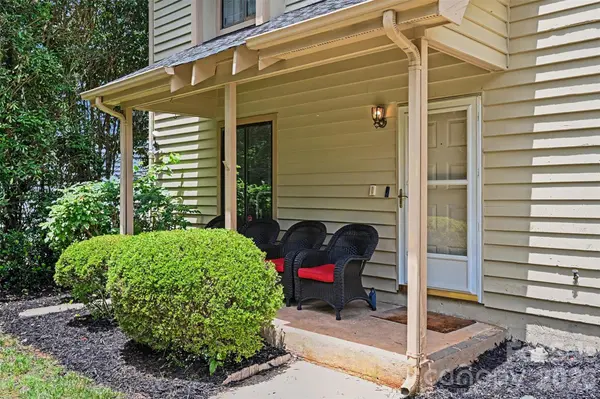 611 Mattingwood DR, Charlotte, NC 28270