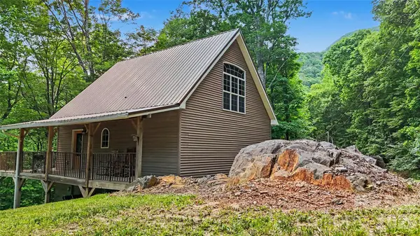 578 Three Top CIR, West Jefferson, NC 28694
