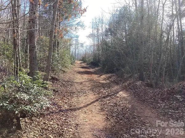 5060 Tallent Hill LN, Morganton, NC 28655