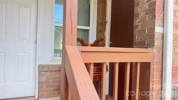 1661 &1665 Montana DR, Charlotte, NC 28216