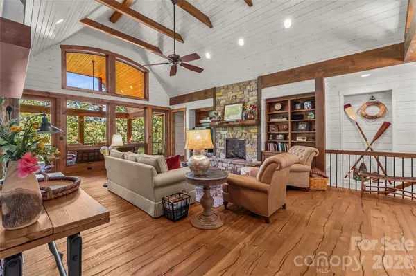 2087 Firestone TRL, Nebo, NC 28761