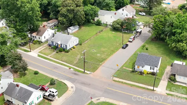 1321 Camp Greene ST, Charlotte, NC 28208