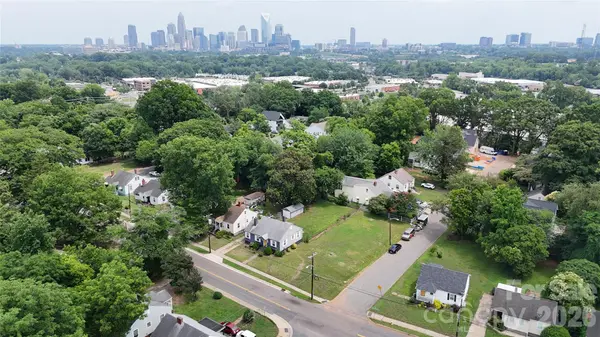 1321 Camp Greene ST, Charlotte, NC 28208