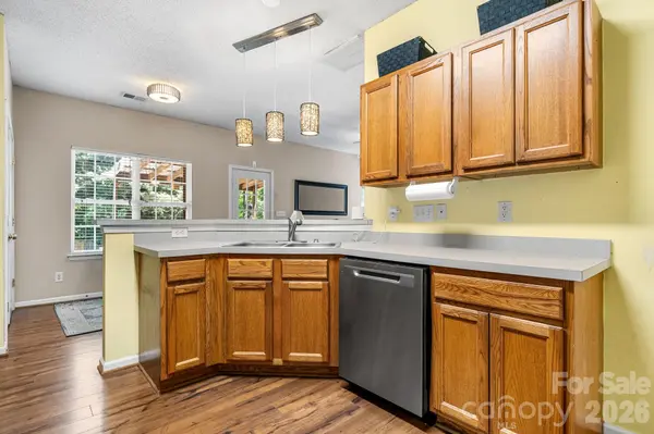 118 Devon Forest DR, Mooresville, NC 28115
