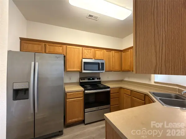 4606 Kingsland CT, Charlotte, NC 28269