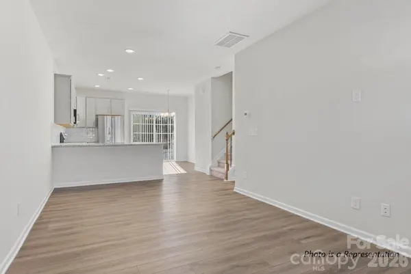 4162 Olympus AVE #202, Gastonia, NC 28052