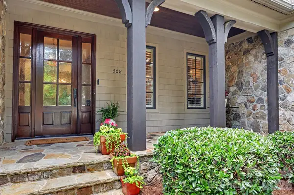 508 Hideaway Ridge CT, Matthews, NC 28105