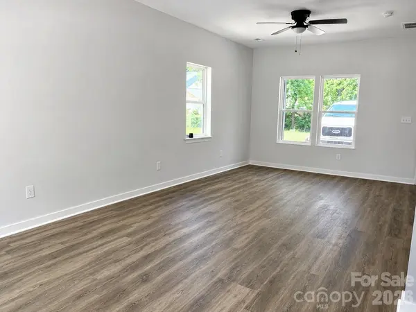 814 E Main ST, Shelby, NC 28150