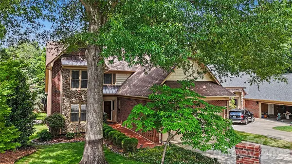 5112 Tedorill LN, Charlotte, NC 28226