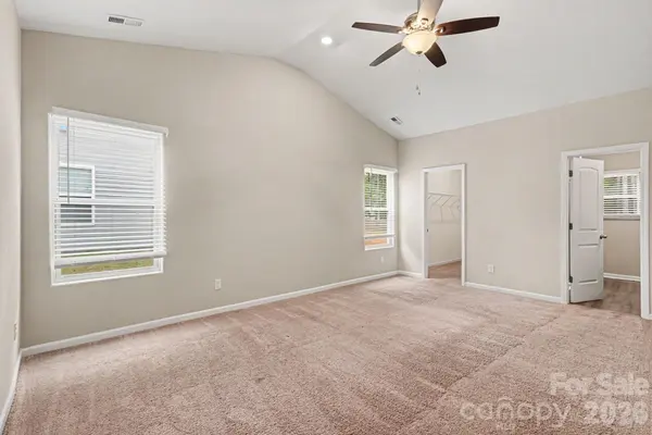 1029 Culver Spring WAY, Charlotte, NC 28215