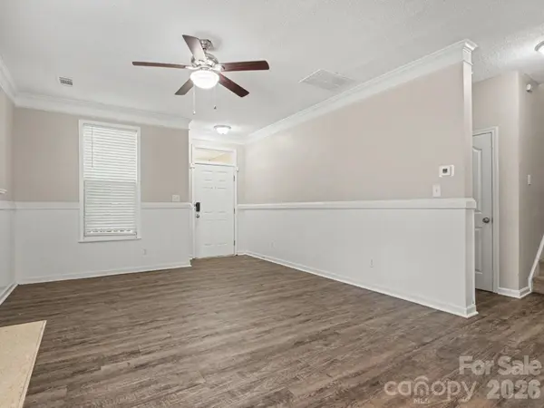 7524 Grabill DR, Charlotte, NC 28269