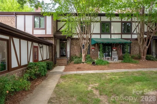 7226 Quail Meadow LN, Charlotte, NC 28210