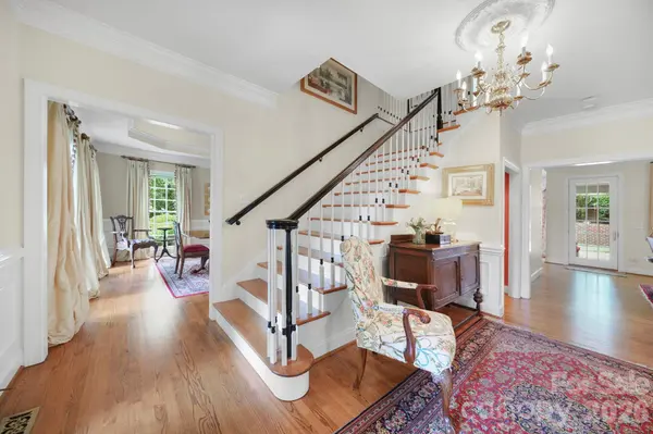512 Stuart RDG, Cramerton, NC 28032