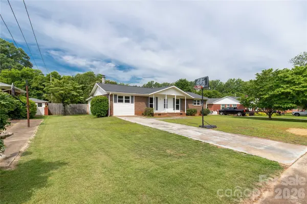 755 Emorywood LN, Rock Hill, SC 29730