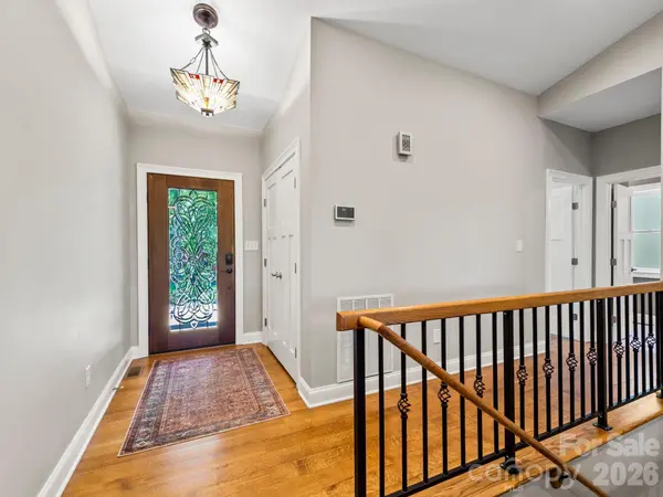 154 & 156 Dogwood DR, Weaverville, NC 28787