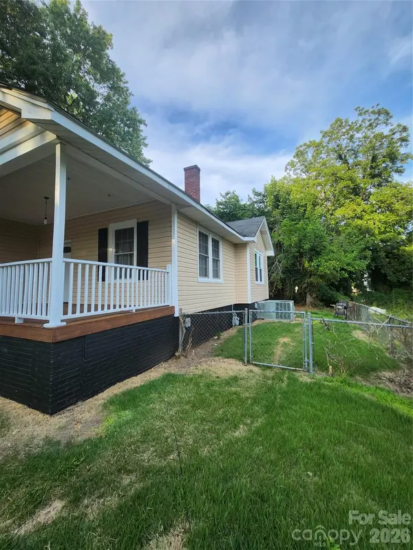 106 N Liberty ST, Gastonia, NC 28052