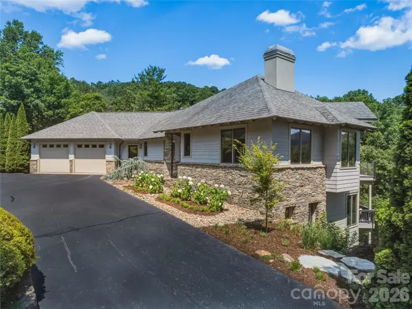 47 Garland DR, Asheville, NC 28804