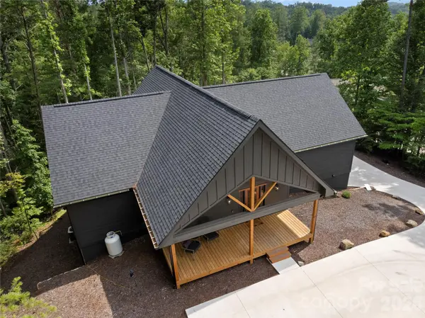 23 Anchor DR, Nebo, NC 28761