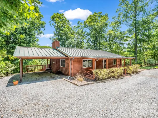 137 Amys Ridge RD, Lake Lure, NC 28746