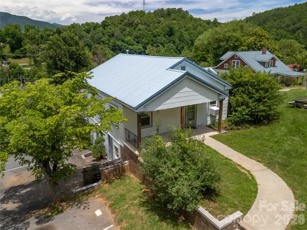 800 Main ST, Bryson City, NC 28713