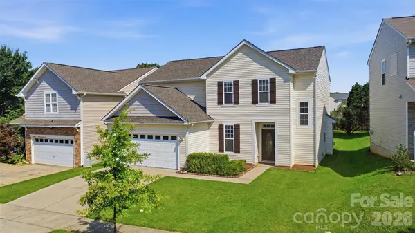 17425 Westmill LN, Charlotte, NC 28277