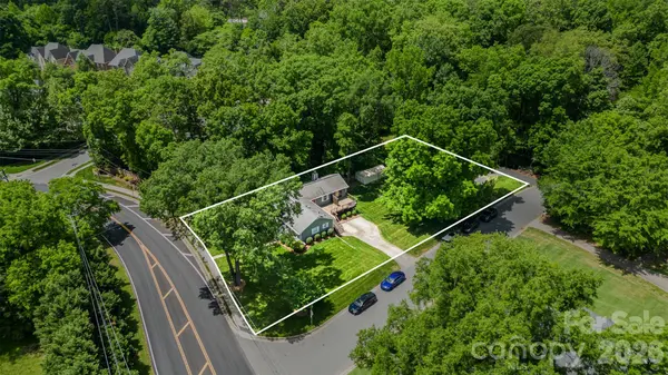 6200 Old Providence RD, Charlotte, NC 28226
