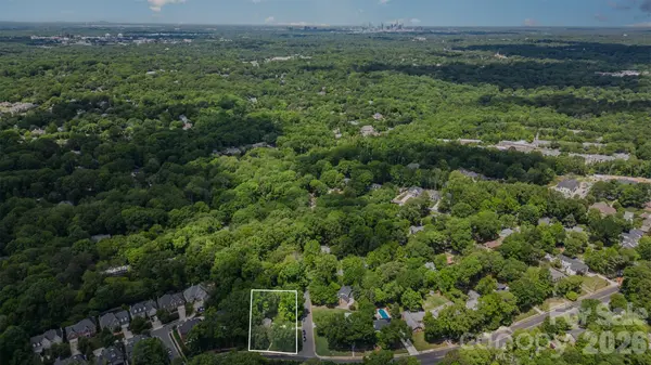 6200 Old Providence RD, Charlotte, NC 28226