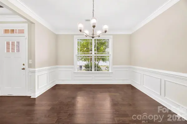 1042 DINA DR, Fort Mill, SC 29708