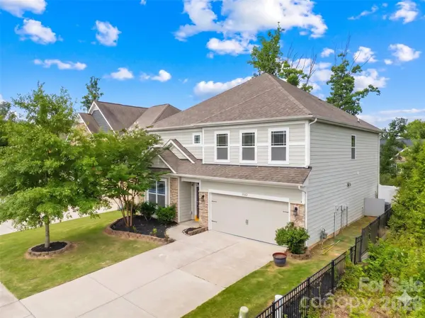 1042 DINA DR, Fort Mill, SC 29708
