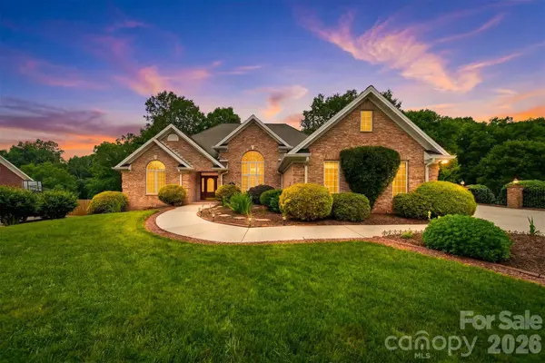 18 Mallard CT, Granite Falls, NC 28630