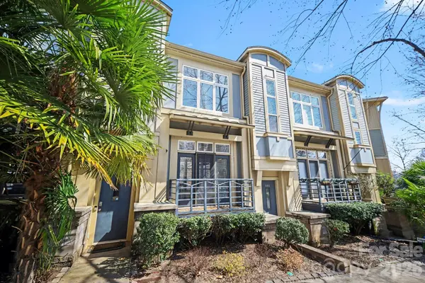 906 Garden District DR, Charlotte, NC 28202