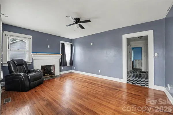 517 N Carolina AVE, Maiden, NC 28650