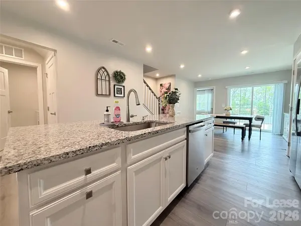130 Stella LN, Troutman, NC 28166