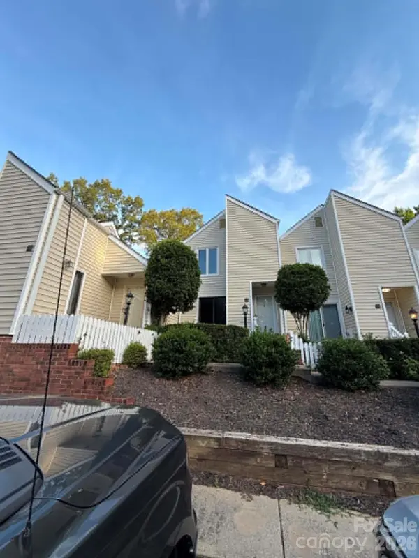 327 Eastwood DR, Salisbury, NC 28146