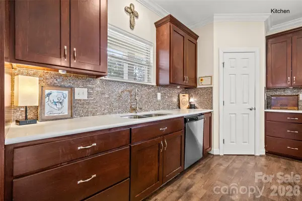 11261 Island View LN, Lancaster, SC 29720