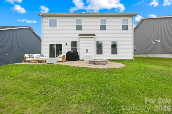 116 Aviendha LN, Troutman, NC 28166