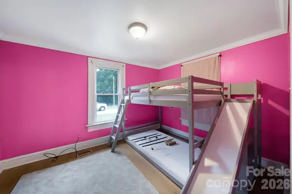 115 Lippard ST, Statesville, NC 28677
