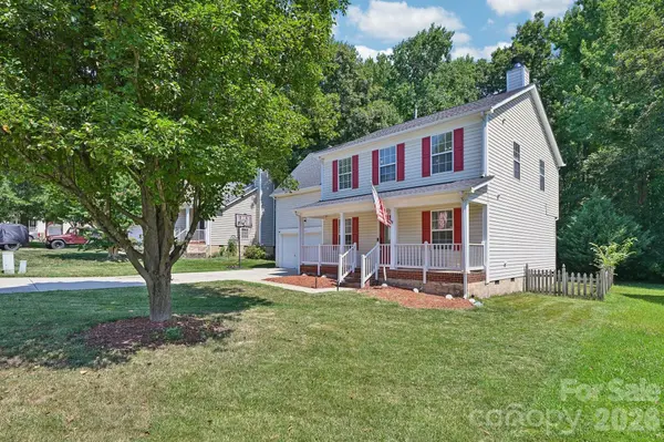 9338 Golden Pond DR, Charlotte, NC 28269