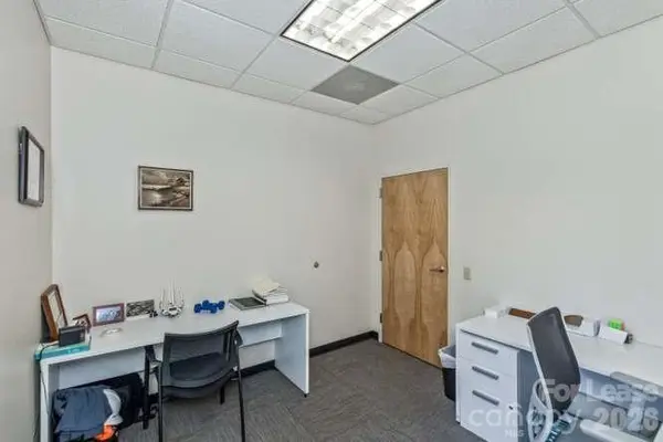 56 College ST #303, Asheville, NC 28801