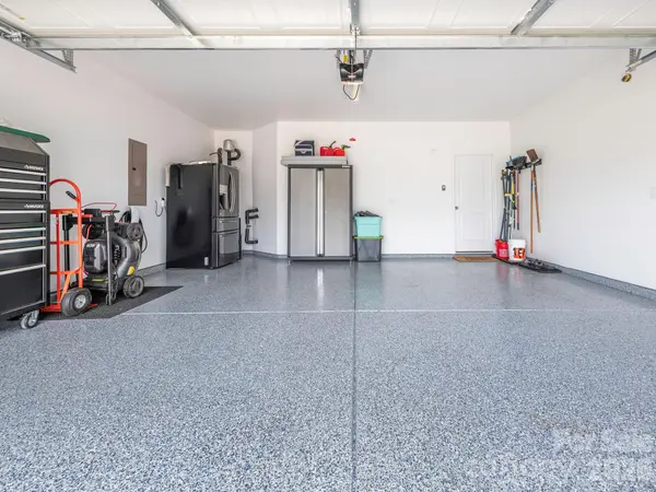 388 Kennerly Center DR, Mooresville, NC 28115