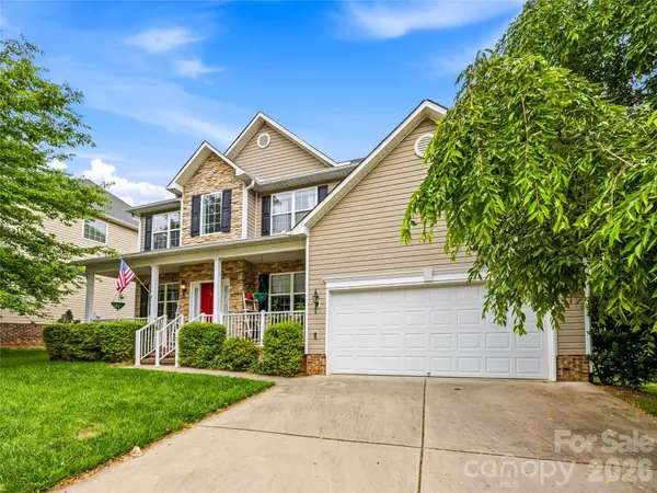 6 Dansford LN, Arden, NC 28704