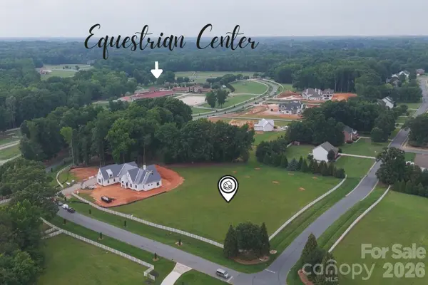 6421 Joli Cheval LN, Mint Hill, NC 28227