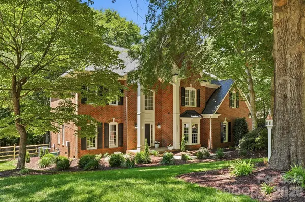 12529 Preservation Pointe DR, Charlotte, NC 28216
