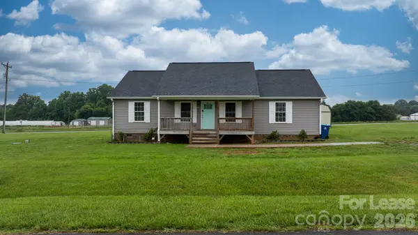 2407 Dellinger DR, Newton, NC 28658