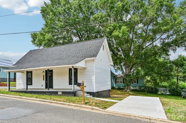 748 Efird ST, Albemarle, NC 28001