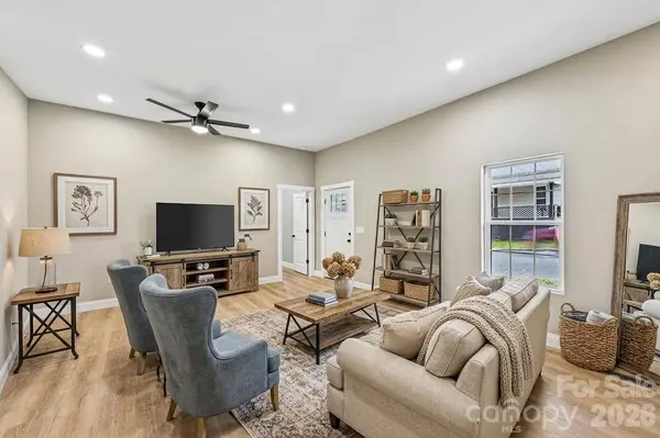 748 Efird ST, Albemarle, NC 28001