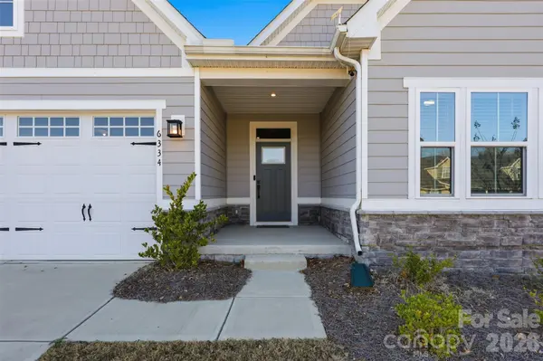 6334 Cambridge DR, Harrisburg, NC 28075